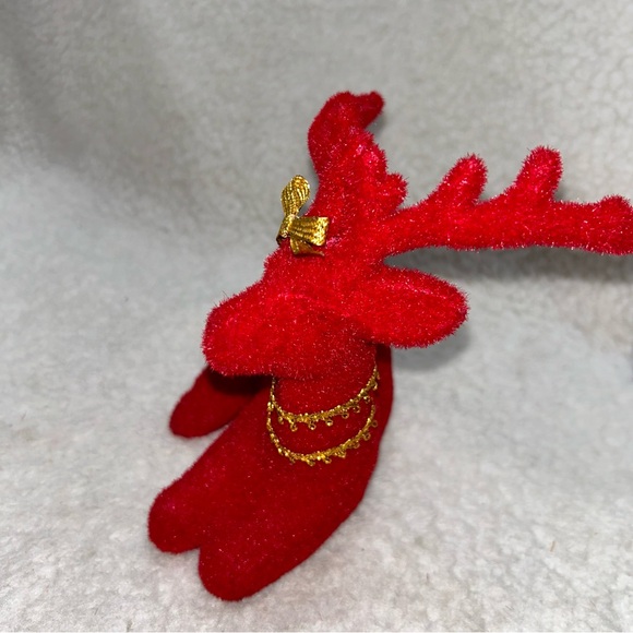Red Velveteen flocked vintage sitting Reindeer with gold bow 8" plastic - Picture 8 of 11